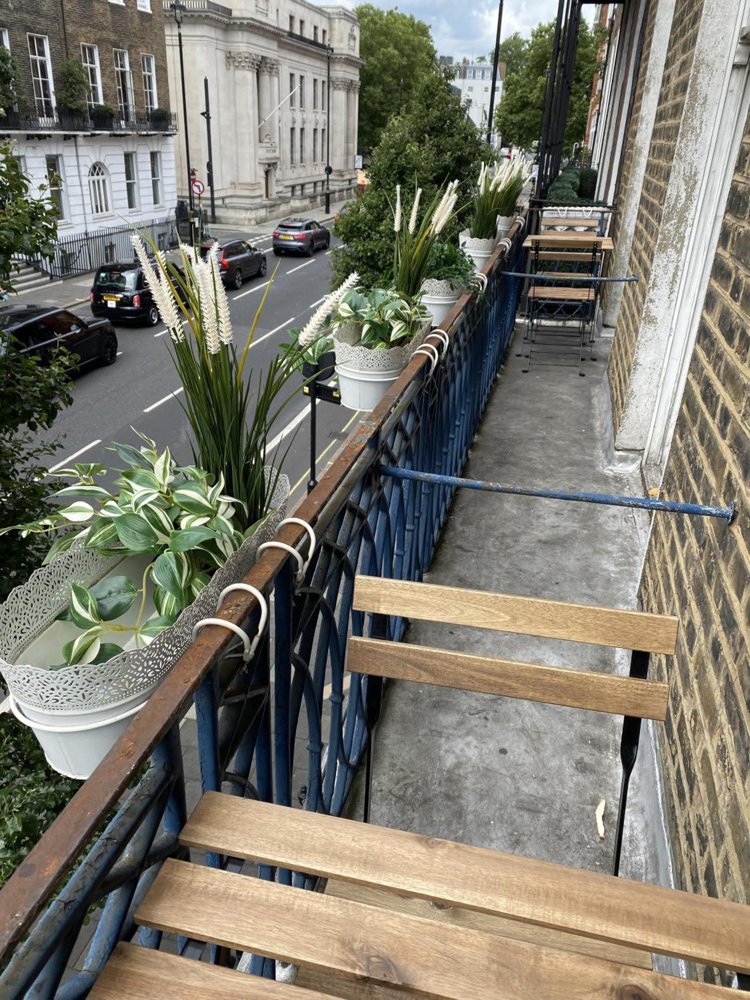 Central And Affordable Flat For 6 People In Zone 1 - Baker Street - With Breakfast Included London Kültér fotó